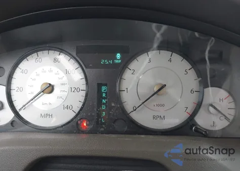 2010 Chrysler 300 Touring/Signature Series/Executive Series из США, поврежденный, VIN 2C3CA5CV7AH132236